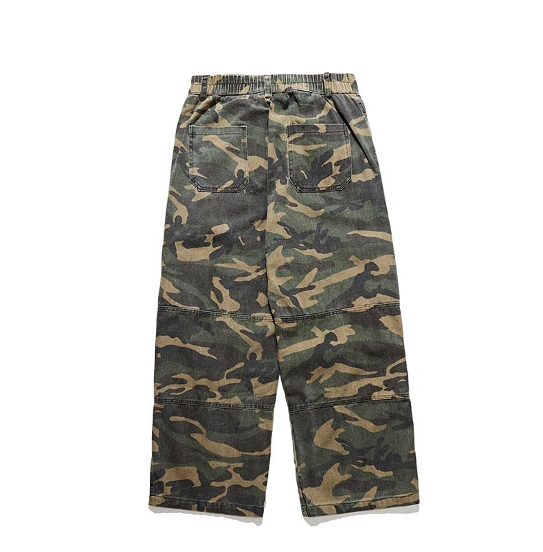 Camo Cargo Jeans – Streetwear Hose im Military Style