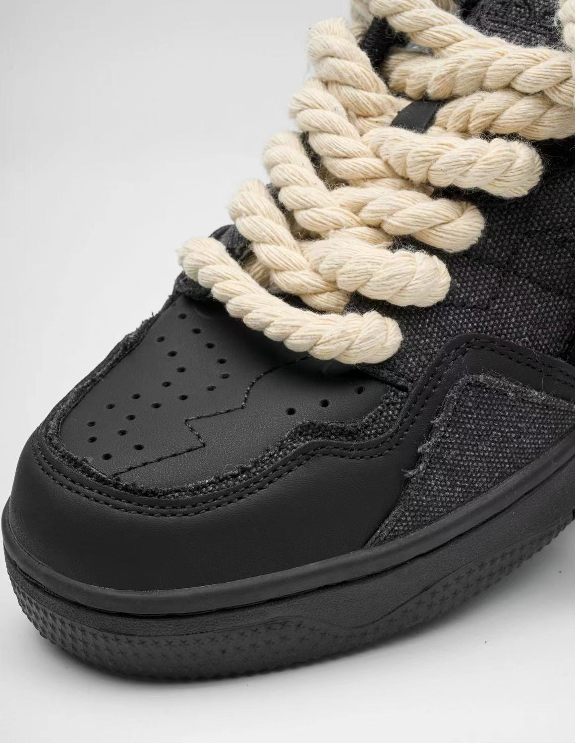 Rope Kicks – Sneaker mit XXL-Laces