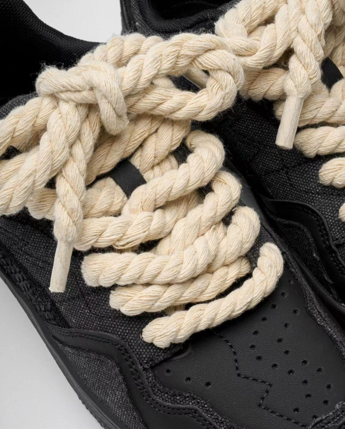 Rope Kicks – Sneaker mit XXL-Laces