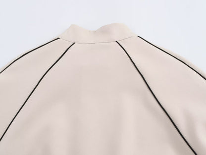 Zweiteiliges Track Suit Set – Beige mit Kontrastlinien